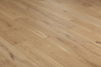 Natural European Oak 3mm Veneer 9/16" T x 7.5" W Engineered Wood Flooring (31.09 sq.ft/case)