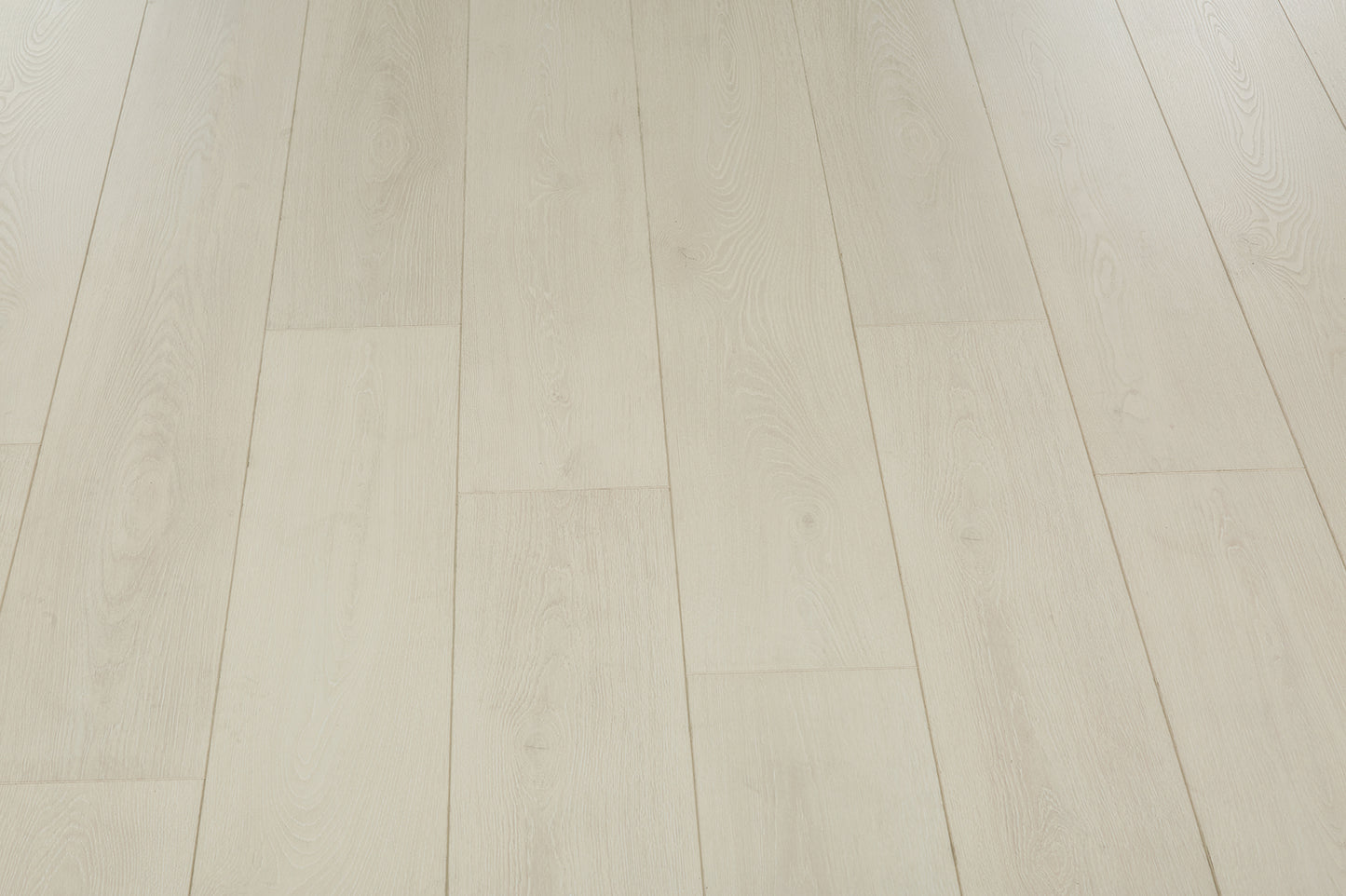 Oakverse Aquarius Oak EIR 12 mm T x 9.3" W Uniclic HDF AC5 EIR Waterproof Laminate Wood Flooring (23.32 sq. ft./case)