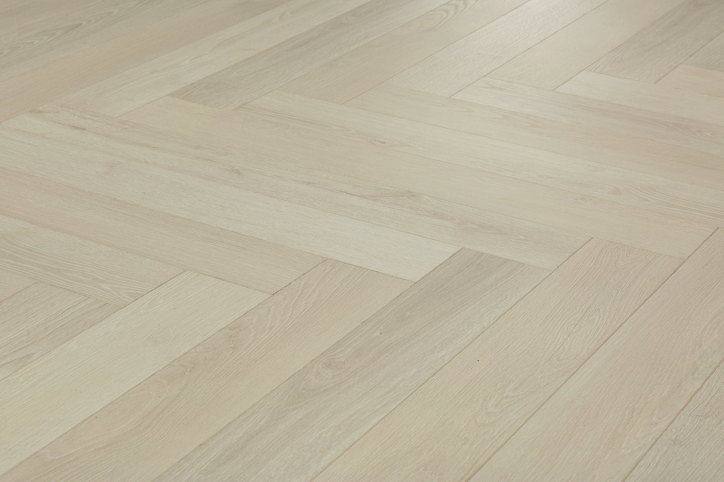 Oakverse Herringbone Gemini Oak EIR 12 mm T x 5" W Uniclic HDF AC5 EIR Waterproof Laminate Wood Flooring (17.38 sq. ft./case)
