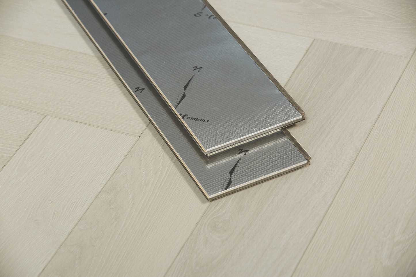 Oakverse Herringbone Gemini Oak EIR 12 mm T x 5" W Uniclic HDF AC5 EIR Waterproof Laminate Wood Flooring (17.38 sq. ft./case)