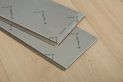 Oakverse Lyra Oak EIR 12 mm T x 9.3" W Uniclic HDF AC5 EIR Waterproof Laminate Wood Flooring (23.32 sq. ft./case)