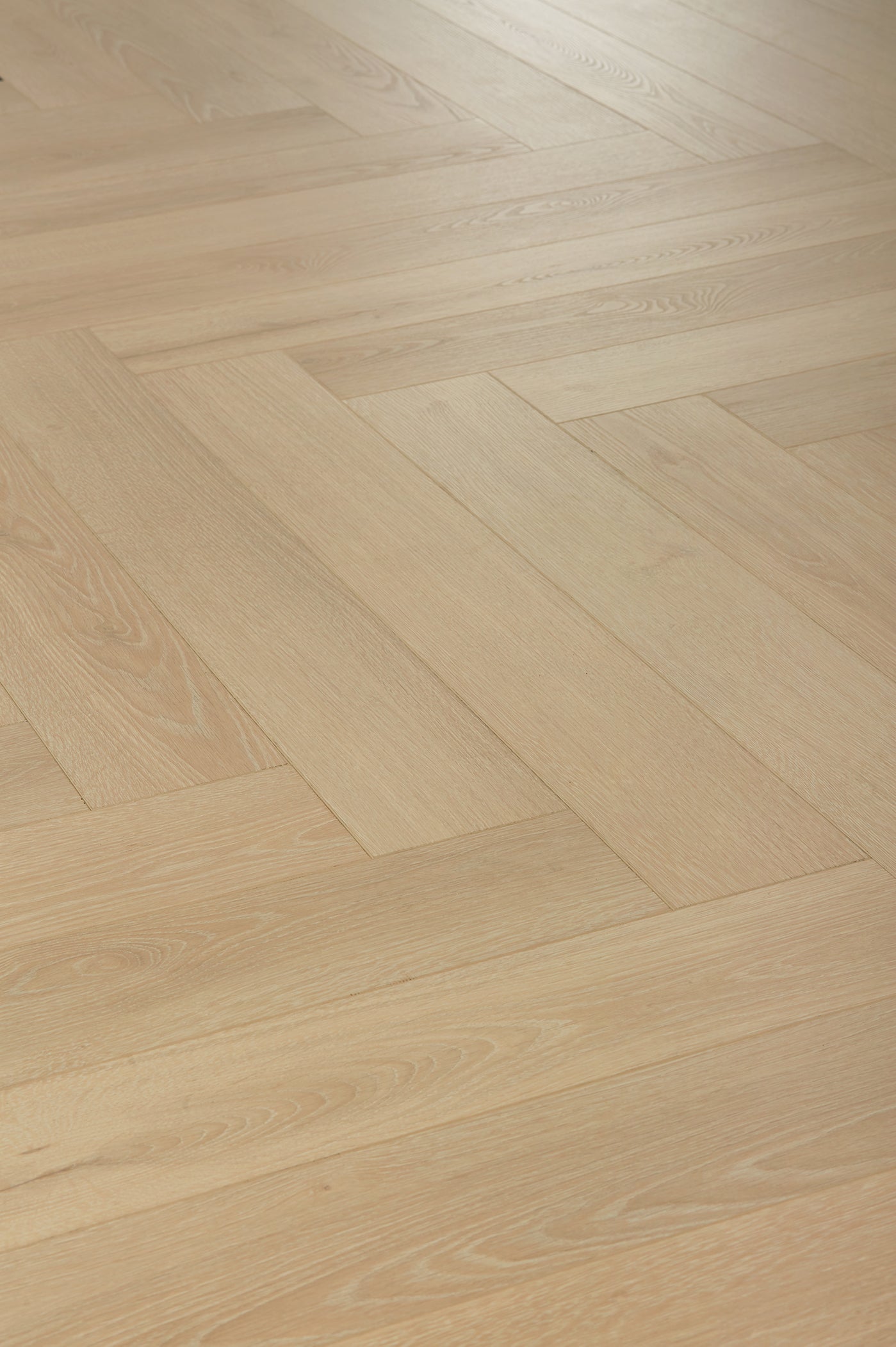 Oakverse Herringbone Lyra Oak EIR 12 mm T x 5" W Uniclic HDF AC5 EIR Waterproof Laminate Wood Flooring (17.38 sq. ft./case)