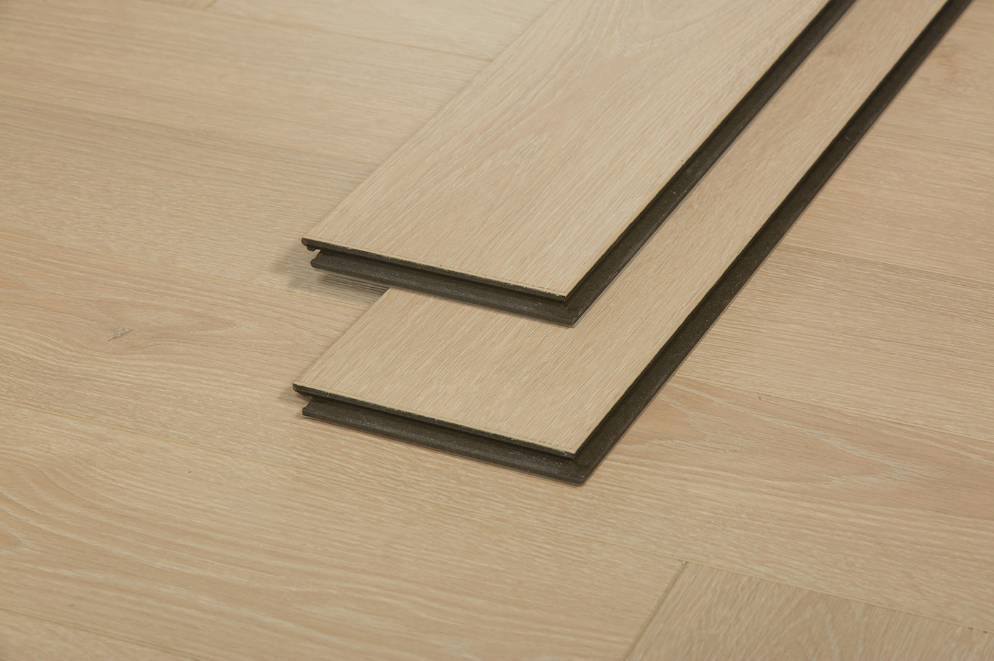 Oakverse Herringbone Lyra Oak EIR 12 mm T x 5" W Uniclic HDF AC5 EIR Waterproof Laminate Wood Flooring (17.38 sq. ft./case)