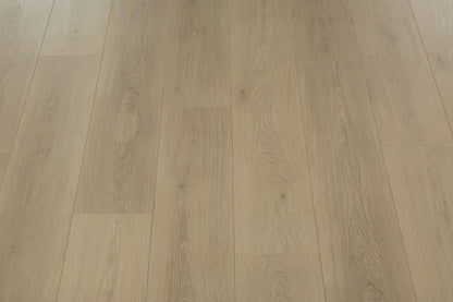 Oakverse Atlas Oak EIR 12 mm T x 9.3" W Uniclic HDF AC5 EIR Waterproof Laminate Wood Flooring (23.32 sq. ft./case)