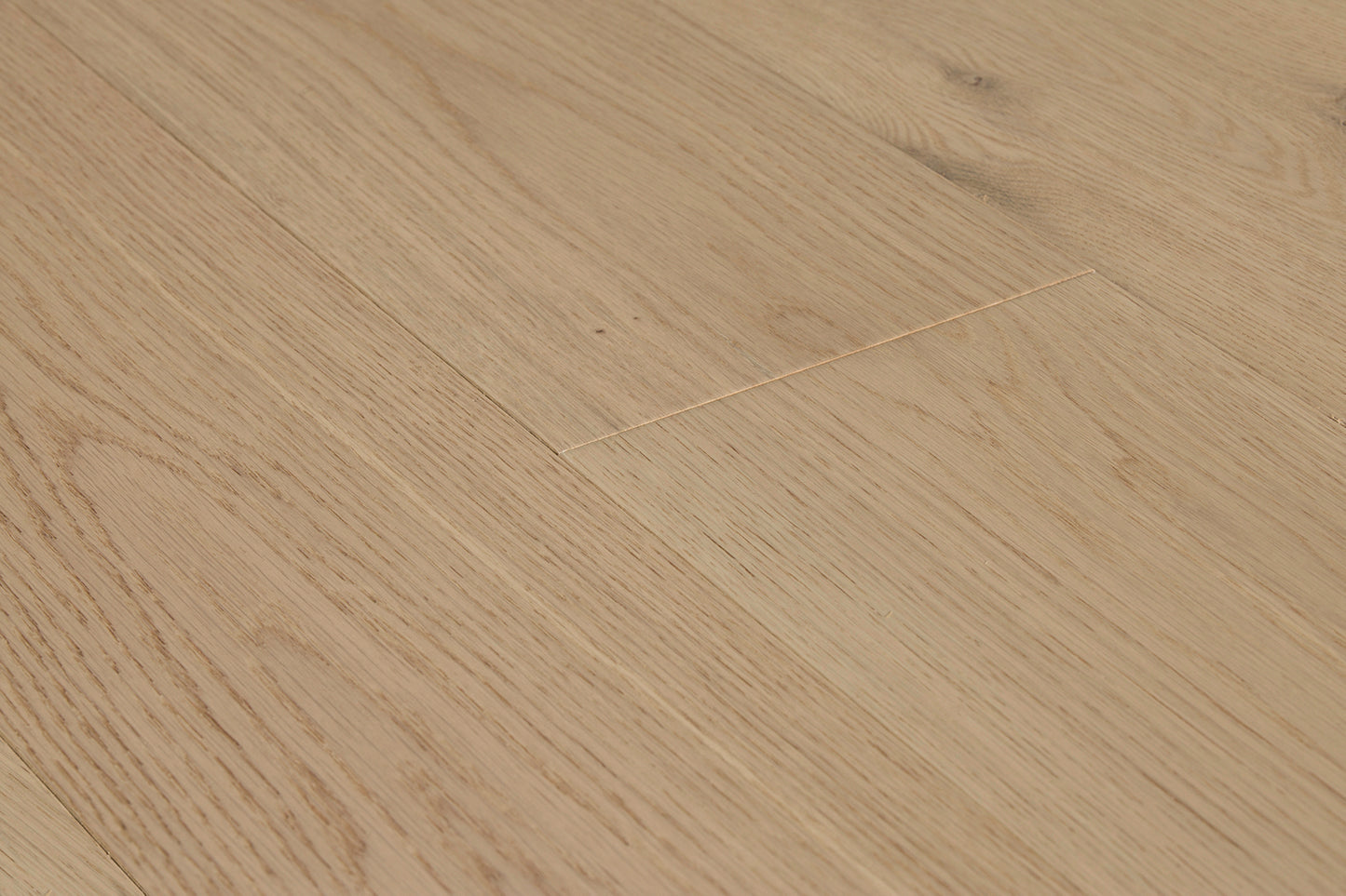 Golden Coast European Oak 2mm Veneer 1/2" T x 7.5" W Engineered Wood Flooring (31.09 sq.ft/case)