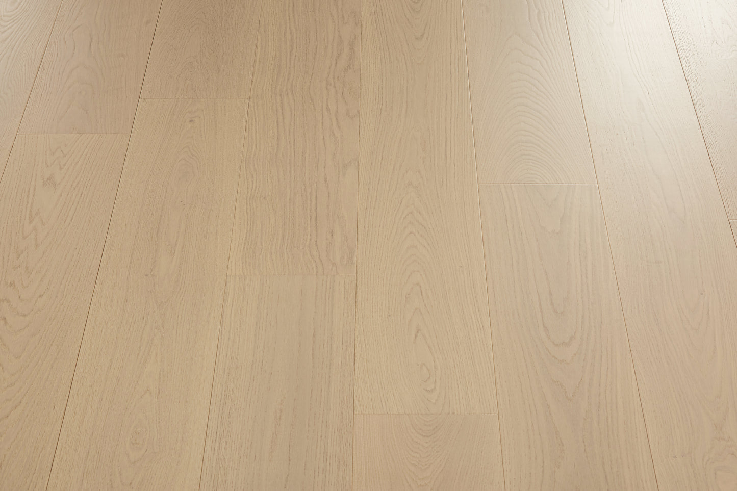 Polaris White Plus European Oak 4mm Veneer 5/8″T x 9.5"W  Engineered Hardwood Flooring (34.1 sq.ft/case)