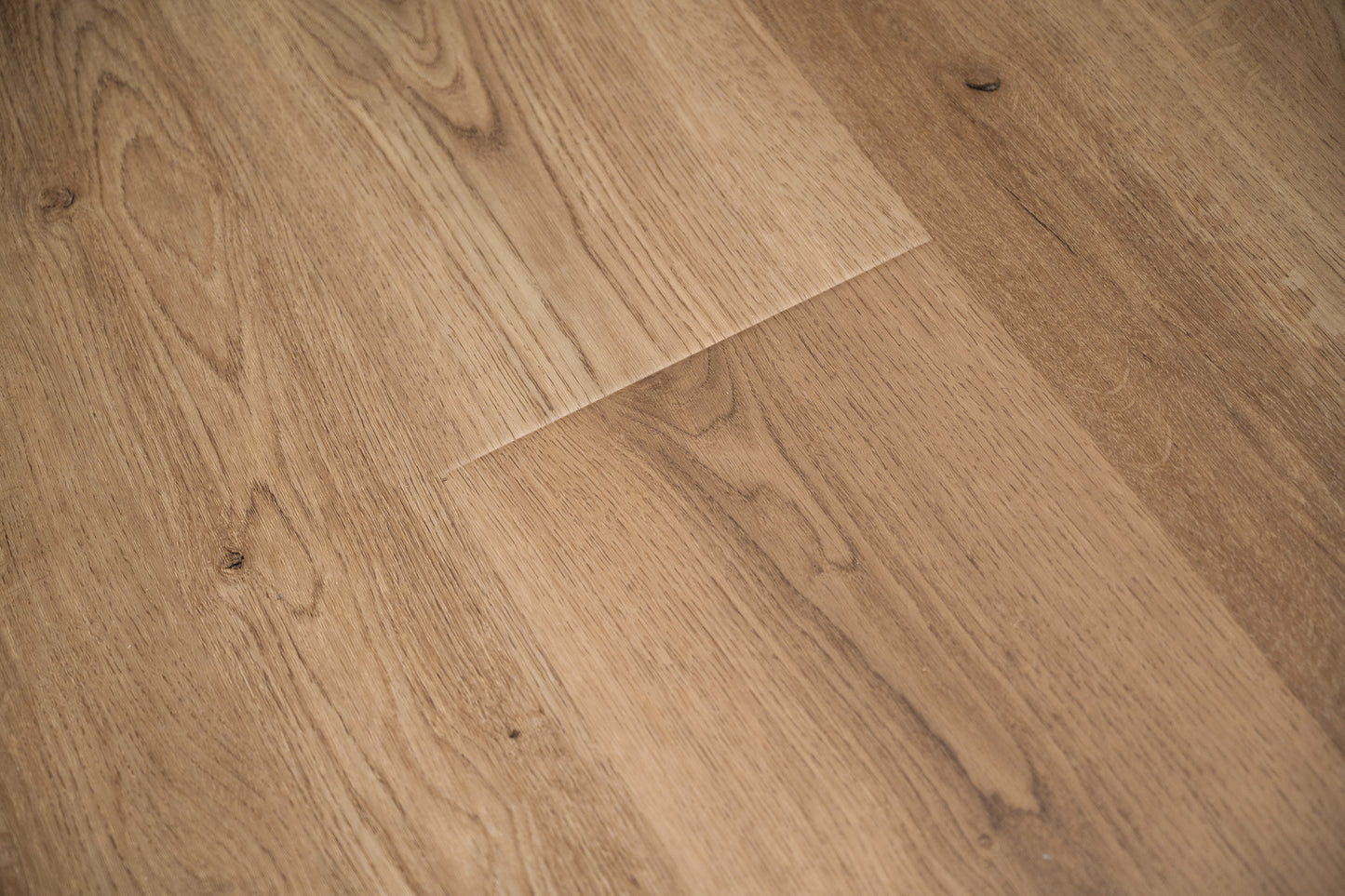 TwinsVista AB Pattern Sequoia Oak 8mm/22 MIL x 9 in. W x 60 in. L Click Lock U-Groove Waterproof WPC Luxury Vinyl Flooring (29.92 sq.ft./case)
